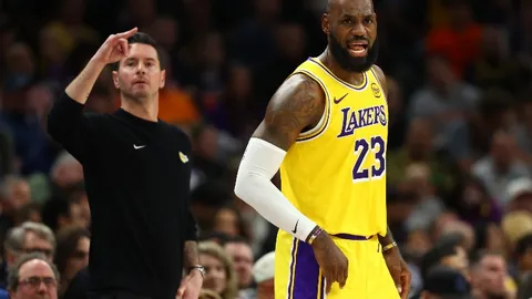 激情对决！意杯焦点战：亚特兰大迎战尤文图斯，精彩比分即将揭晓！